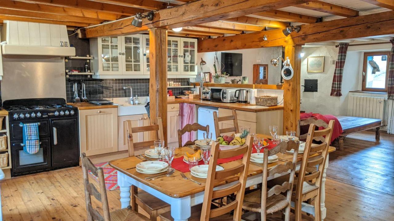 Вилла La Ferme Des Astres Лез-Англь Экстерьер фото